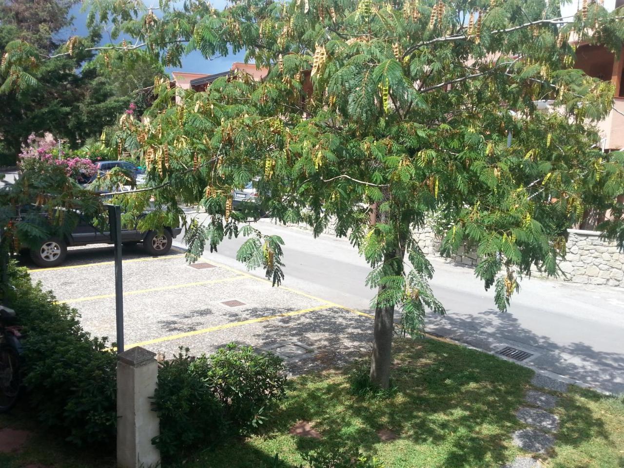 Villetta Su Canale Navigabile Furnari Exterior foto